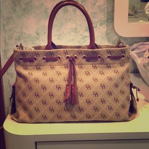 Dooney & Bourke Purse